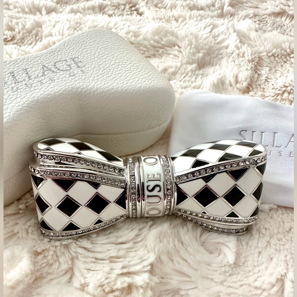 House of Sillage Bow Lipstick Case